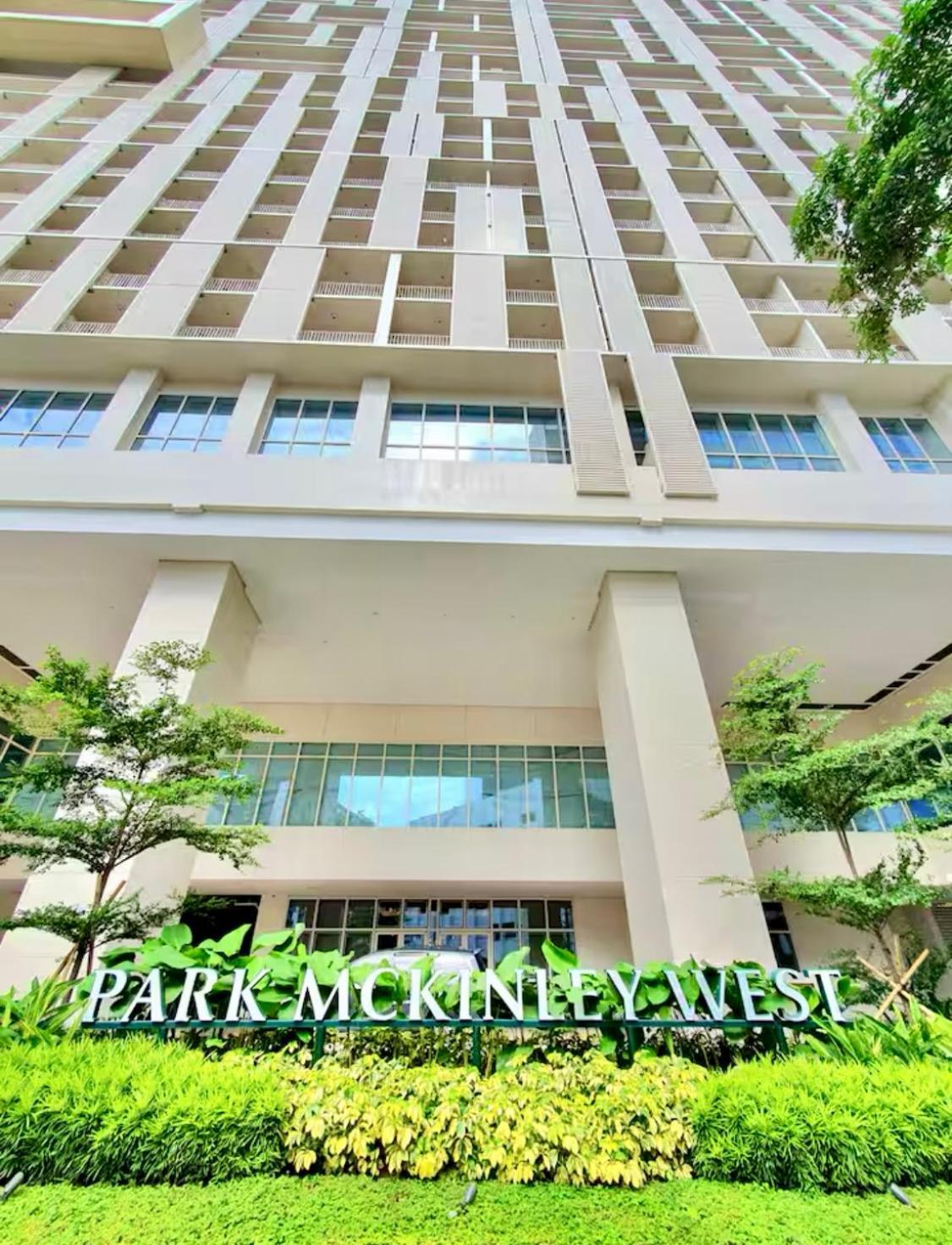 Park Mckinley West In Bgc Taguig Aparthotel Μανίλα Εξωτερικό φωτογραφία