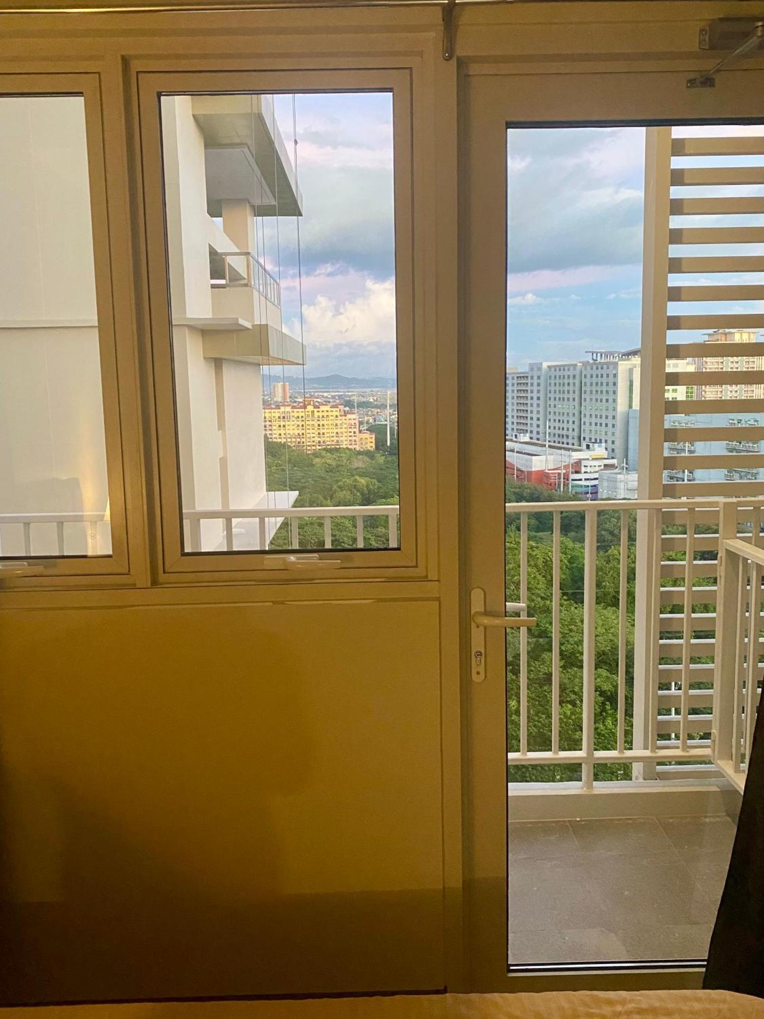 Park Mckinley West In Bgc Taguig Aparthotel Μανίλα Εξωτερικό φωτογραφία